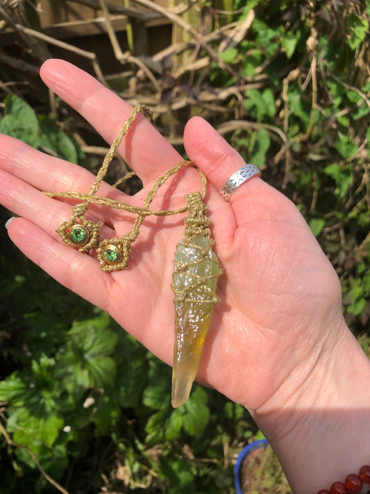 Green Calcite Gold Pendulum Necklace.